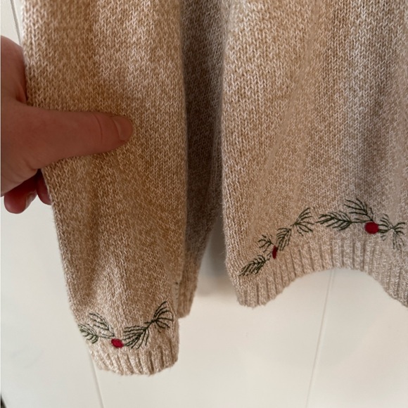 VINTAGE CHRISTMAS 🎄- 
Christopher & Banks Beige Snowman Sweater - Picture 6 of 7